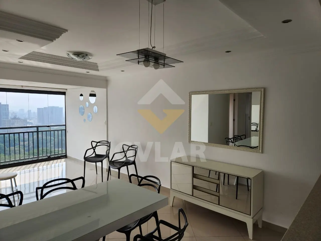 APARTAMENTO NA MOOCA EM CONDOMÍNIO CLUBE